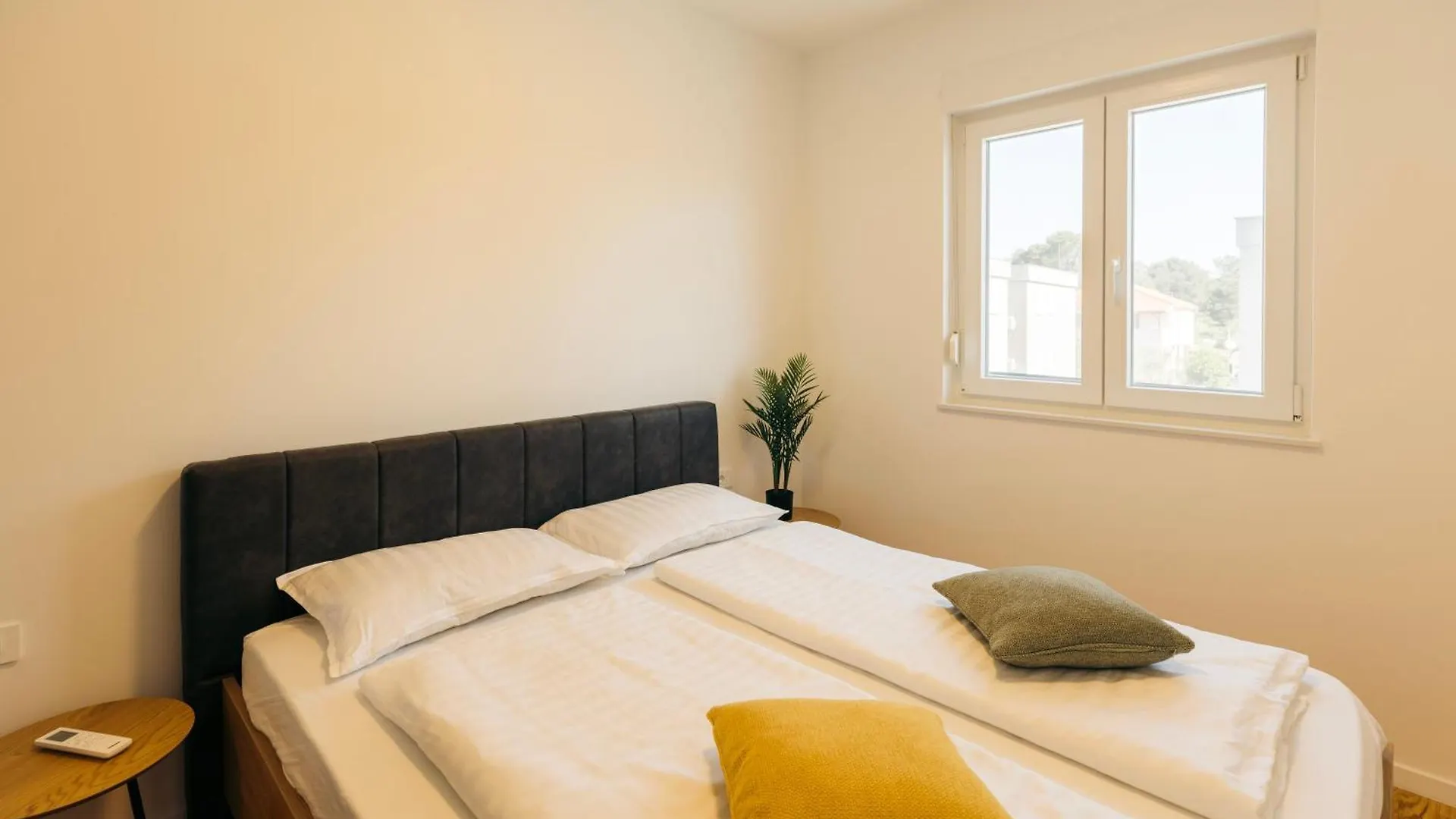 Sunchill Apartment Pakoštane Hırvatistan
