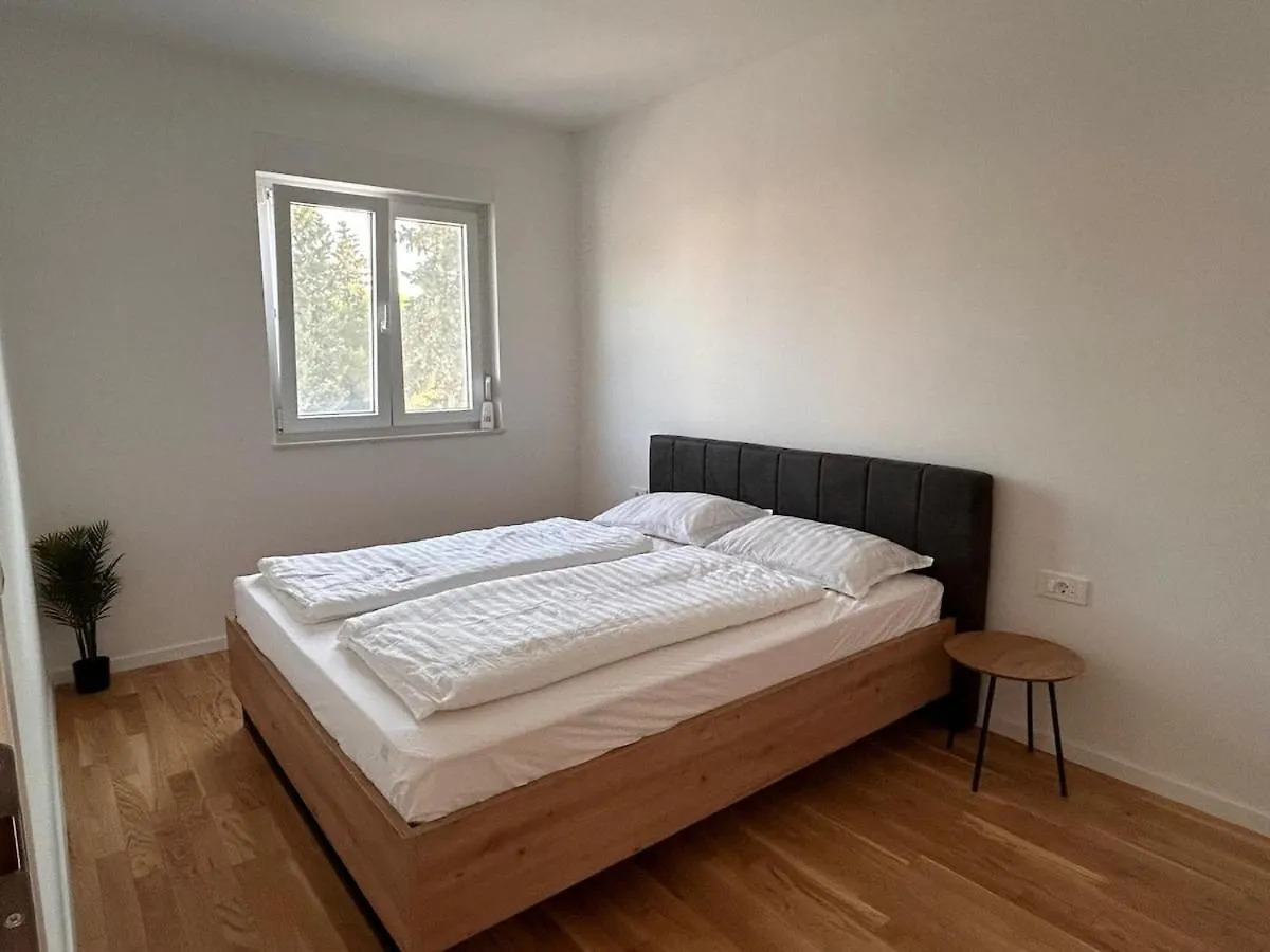 Sunchill Apartment Pakostane