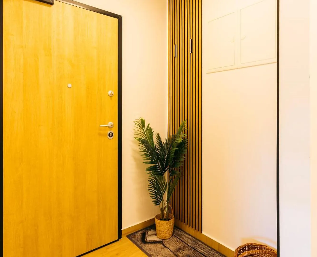 Sunchill Apartment Pakostane 0*,